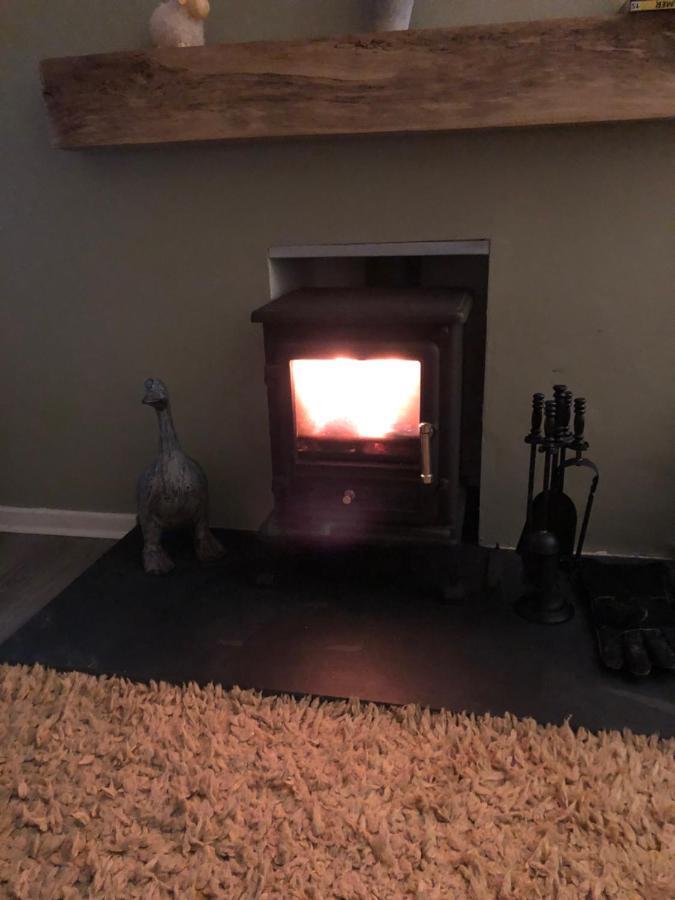 Welsh Country Cottage In Beautiful Village Llandudno Junction Luaran gambar
